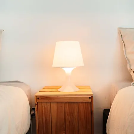 Arrifana Surf Camp * אלג'זור