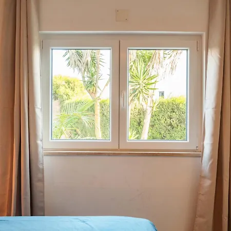 Arrifana Surf Camp אלג'זור