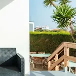 Arrifana Surf Camp 阿尔热祖尔