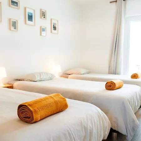 旅馆 Arrifana Surf Camp