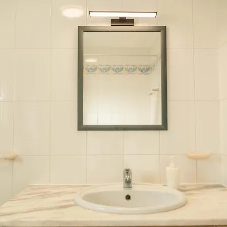 Hostel Arrifana Surf Camp