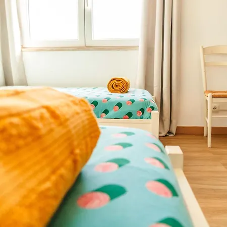 Arrifana Surf Camp *