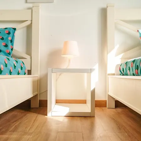 Arrifana Surf Camp * Aljezur