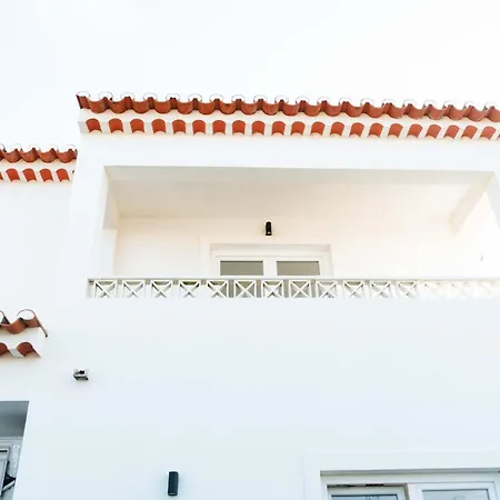 Arrifana Surf Camp Hostel